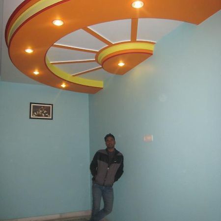 Krishna Paying Guest House Bénarès Extérieur photo